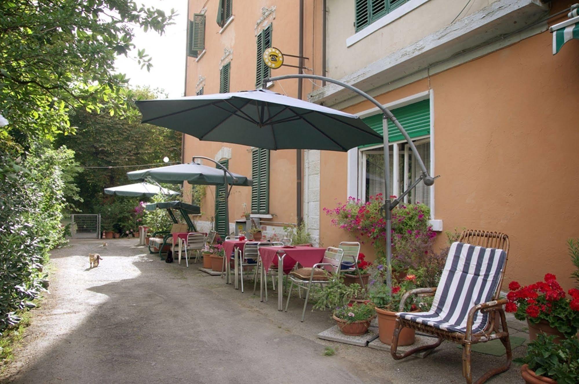 Albergo Ristorante Guidi Пистойя Экстерьер фото