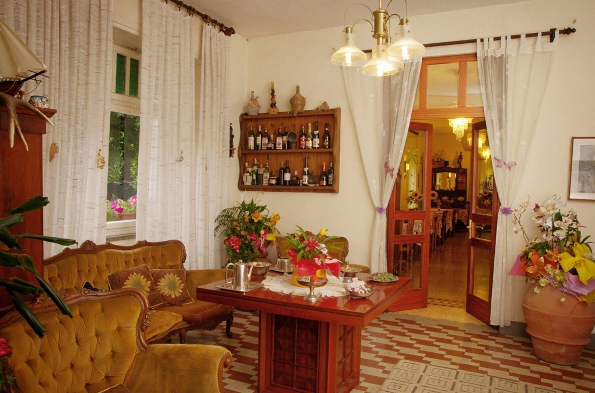 Albergo Ristorante Guidi Пистойя Экстерьер фото