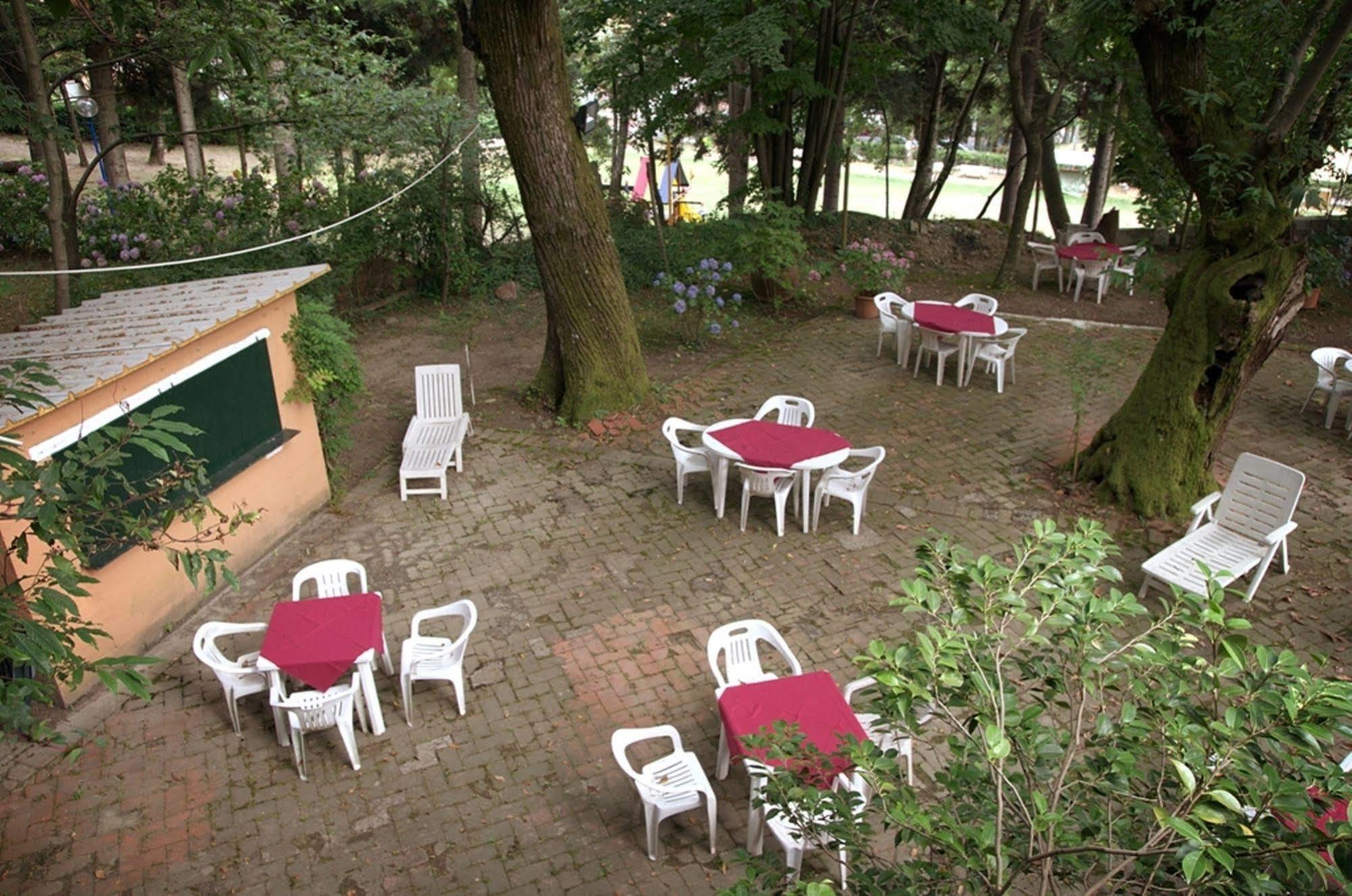 Albergo Ristorante Guidi Пистойя Экстерьер фото